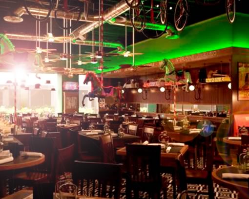 Carlos'n Charlie's